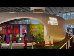 Cabinet Fadior avec couleurs vives et comptoir en roche