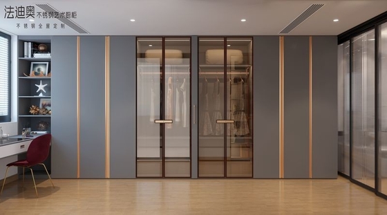 Armoire modulaire en acier inoxydable gris bleu avec des accents jaunes et une élégance subtile